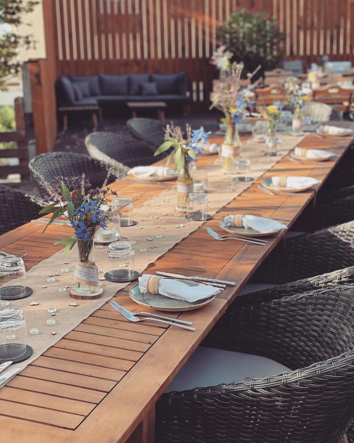 Hotel & Restaurant Gruener Baum Merzhausen 외부 사진