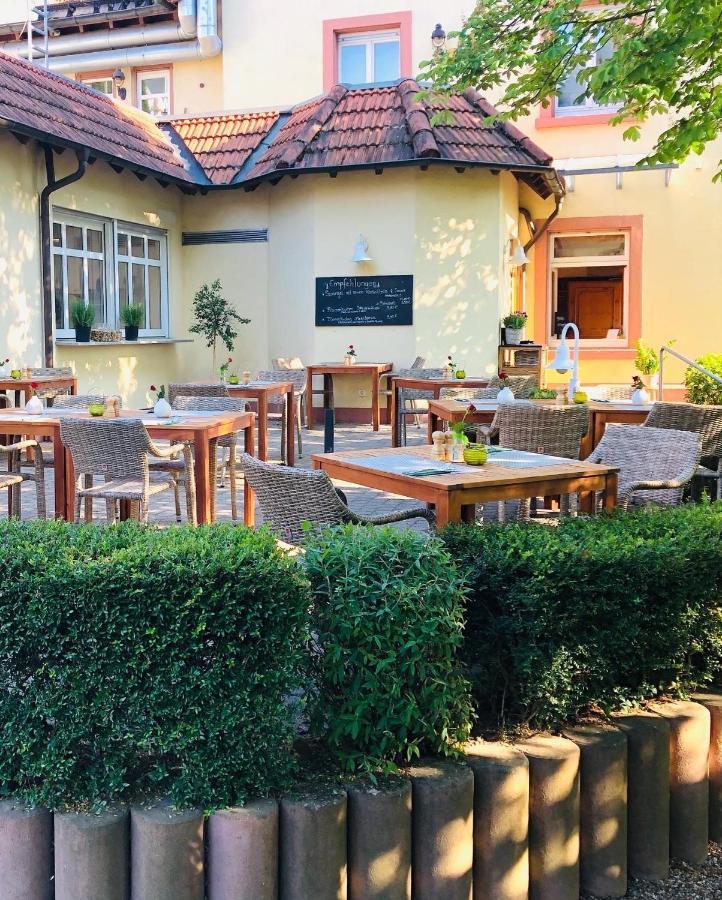 Hotel & Restaurant Gruener Baum Merzhausen 외부 사진